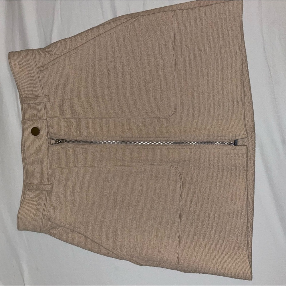 NWOT Cream knit H&M skirt (XS)